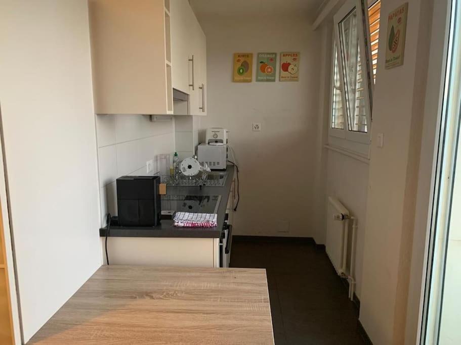 Beautiful Studio 2 Minutes From The Train Station Lägenhet Lausanne Exteriör bild