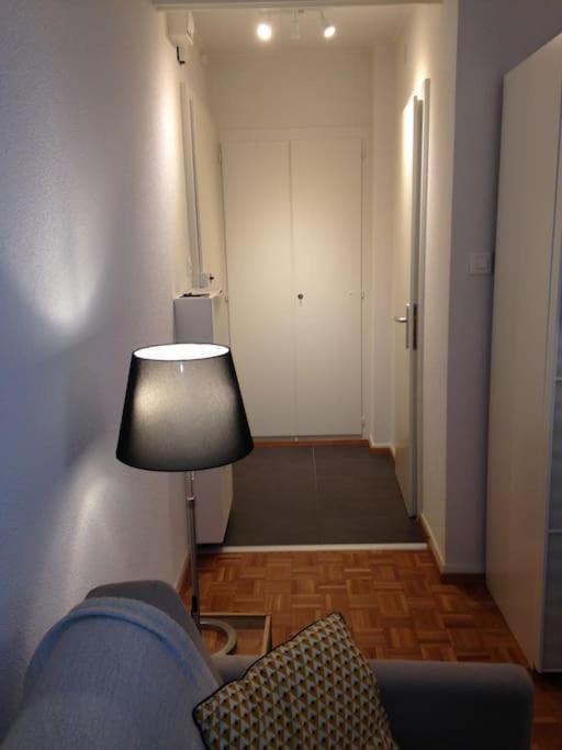Beautiful Studio 2 Minutes From The Train Station Lägenhet Lausanne Exteriör bild